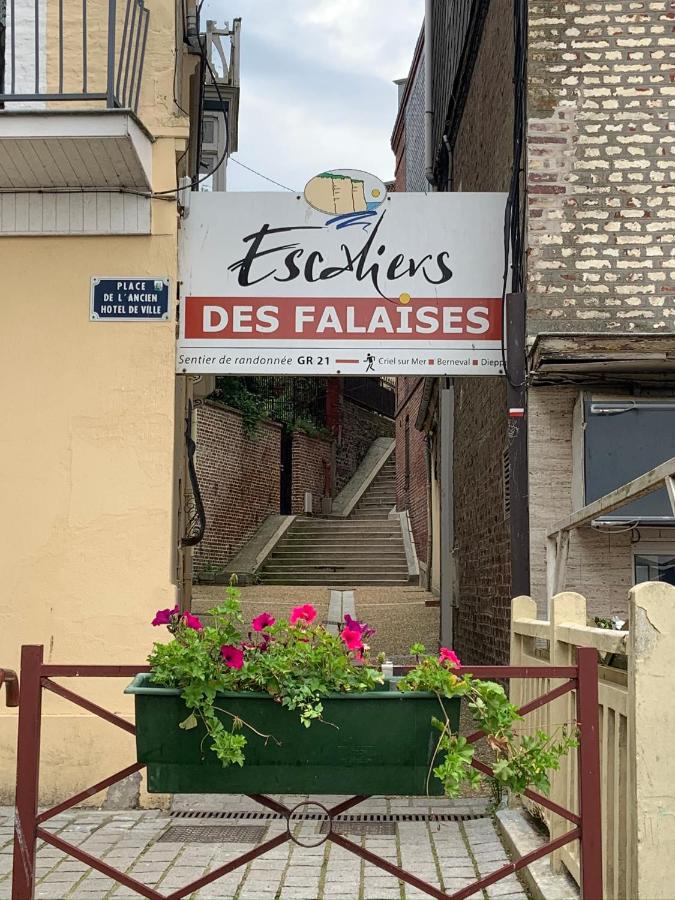 Le Lion D Or Leilighet Le Tréport Eksteriør bilde